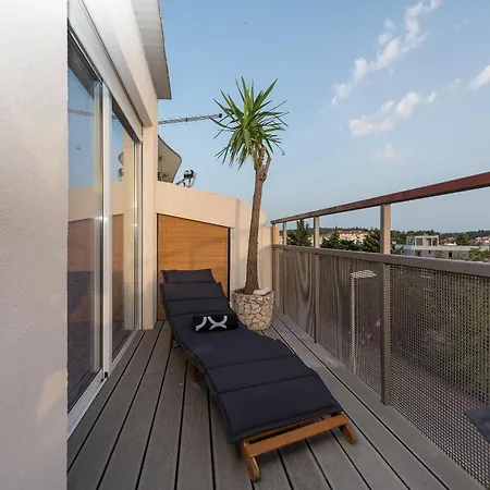 7 Luxury Apartamento