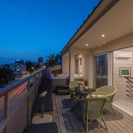 7 Luxury Apartamento Makarska