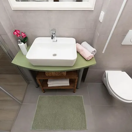 7 Luxury Makarská
